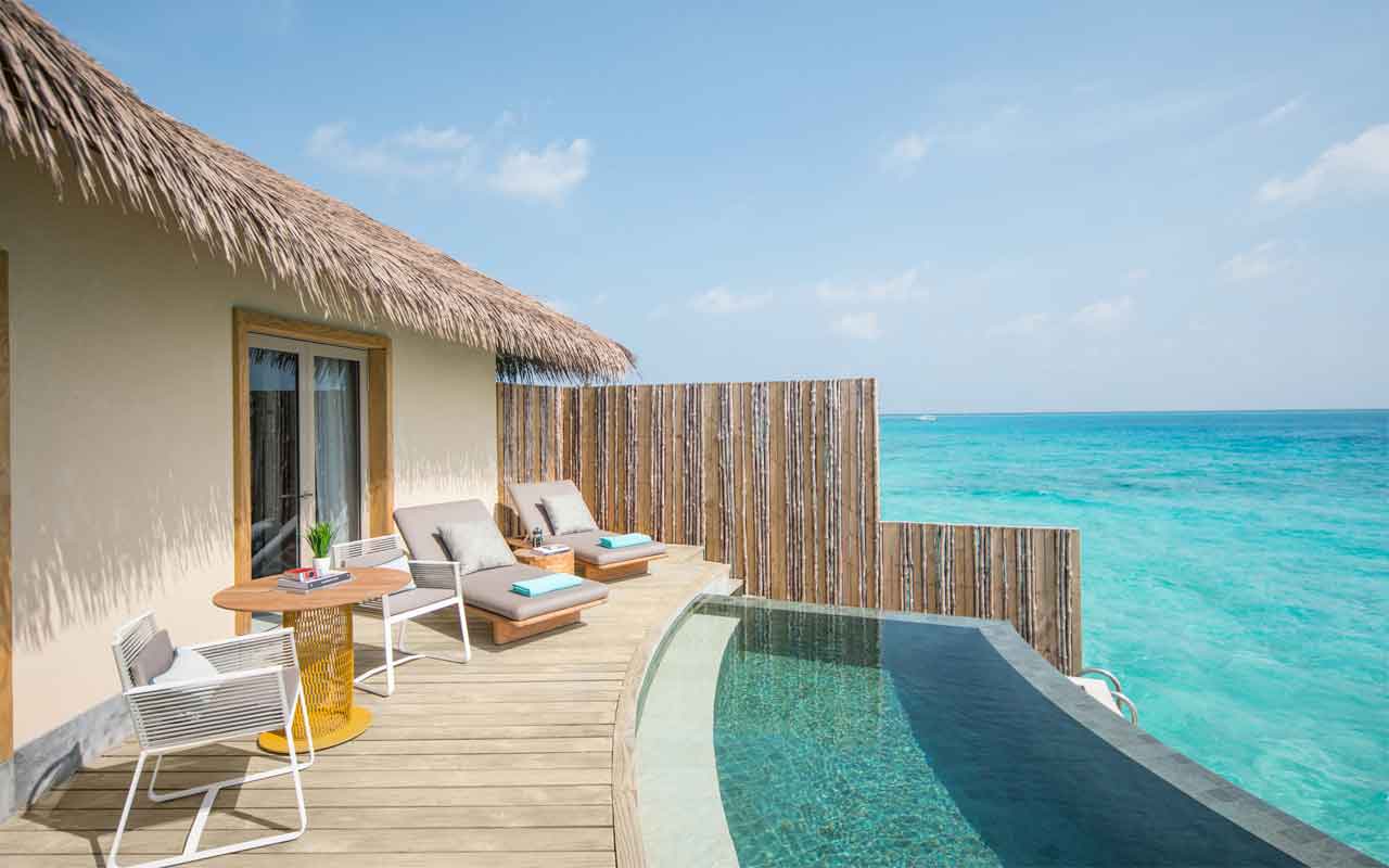 InterContinental_Maldives_Zimmer_Overwater_Villa_with_Pool_5
