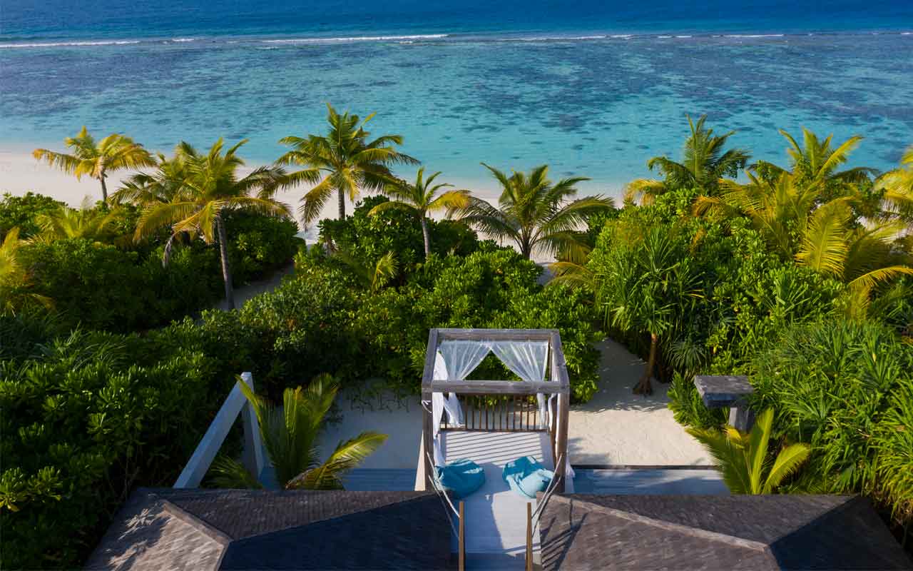 Movenpick_Resort_Kuredhivaru_Beach_Pool_Suite_8