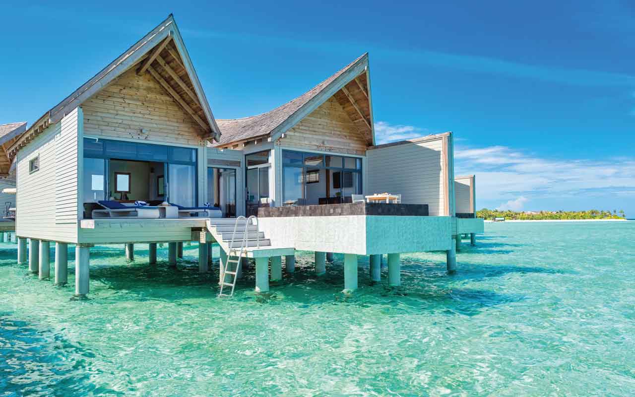 Movenpick_Resort_Kuredhivaru_Overwater_Pool_Villa_5