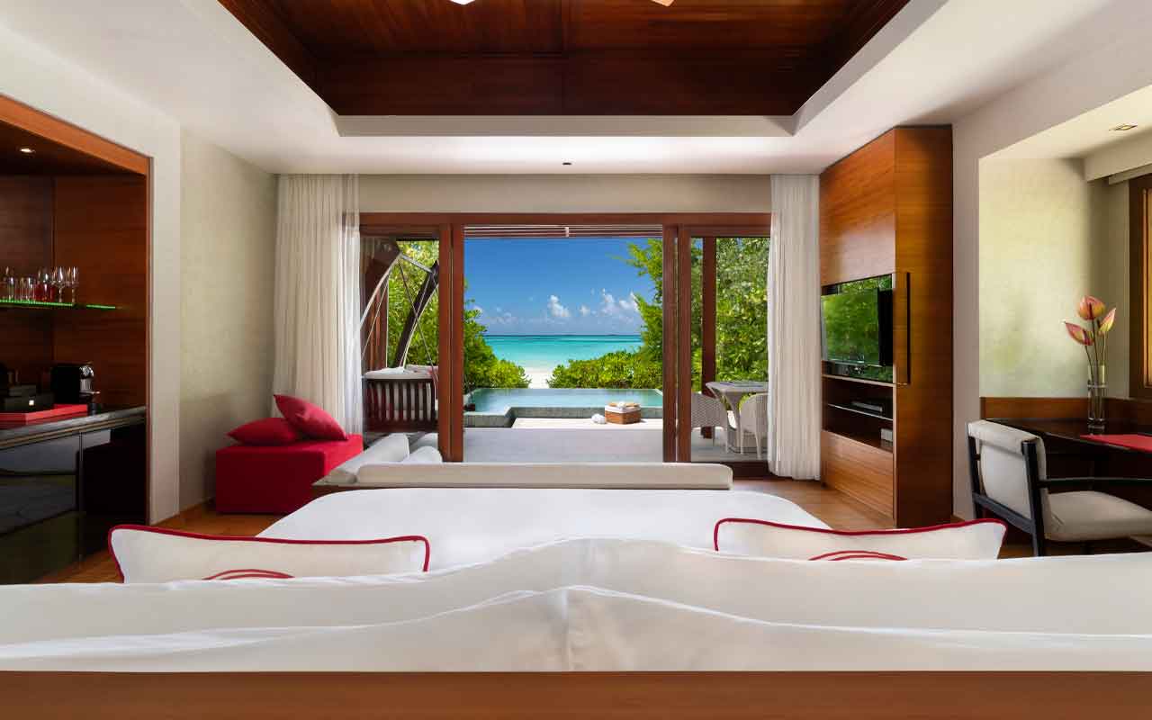 Niyama_Private_Islands_Malediven_Spezialist_Zimmer_2._Beach_Pool_Villa_1