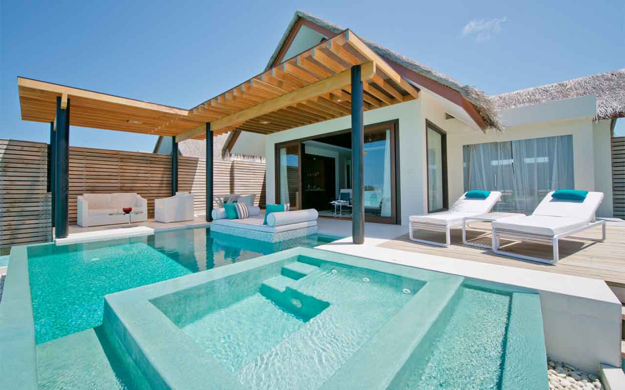 Niyama_Private_Islands_Malediven_Spezialist_Zimmer_4._Deluxe_Water_Pool_Villa_1