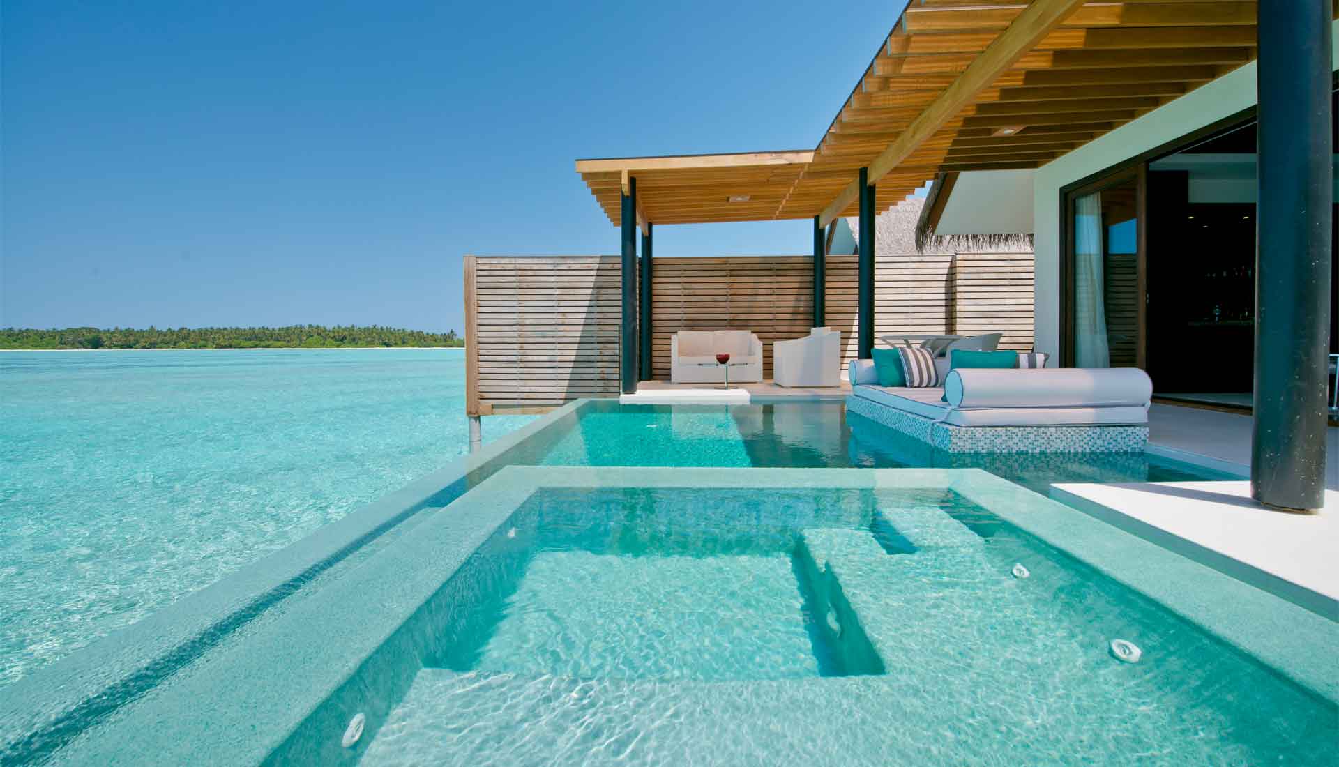 Niyama_Private_Islands_Malediven_Spezialist_Zimmer_4._Deluxe_Water_Pool_Villa_2