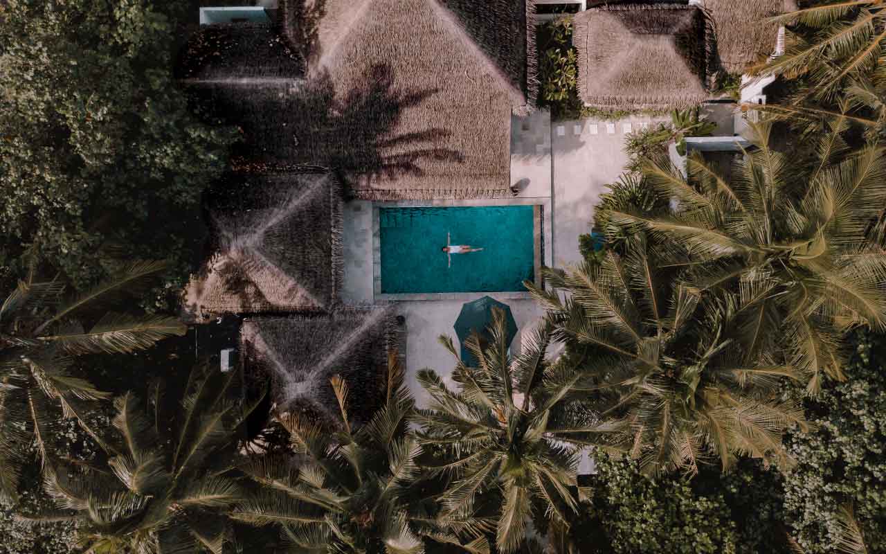 Raffles_Maldives_Meradhoo_Malediven_Flitterwochen_Experte_Deluxe_Beach_Villa_1