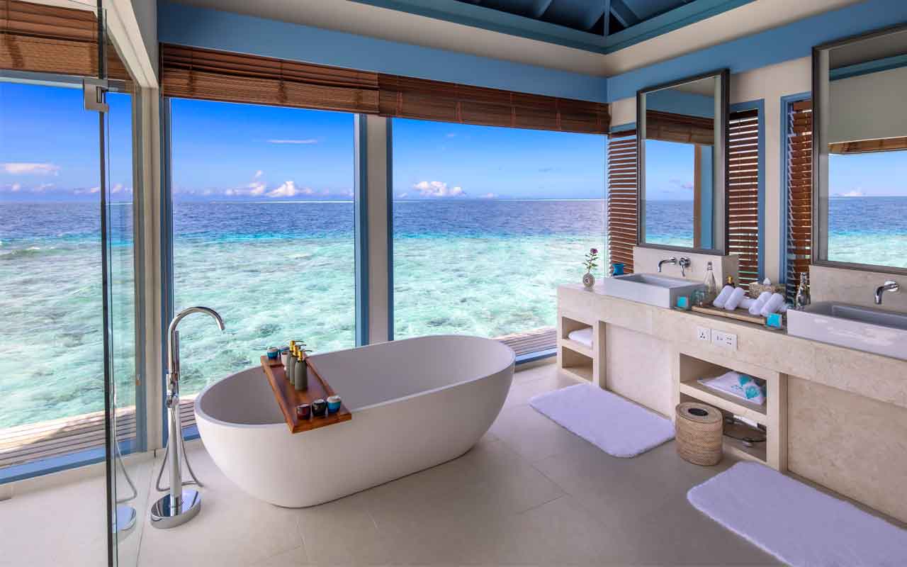 Raffles_Maldives_Meradhoo_Malediven_Flitterwochen_Experte_Overwater_Residence_2