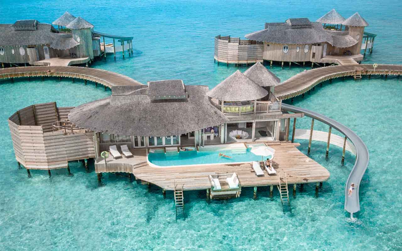 Soneva_Jani_Malediven_Experte_Zimmer_One_Bedroom_Water_Retreat_with_Slide_2