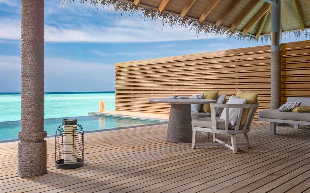 Vakkaru_Maldives_Flitterwochen_Overwater_Family_Pool_Villa_2