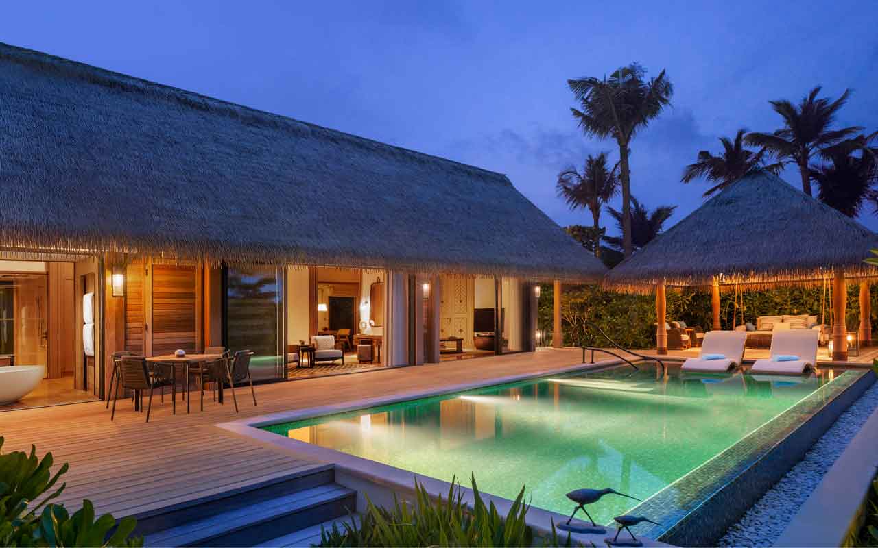 Waldorf_Astoria_Ithaafushi_Malediven_Spezialist_Zimmer_King_Grand_Beach_Villa_with_Pool_4