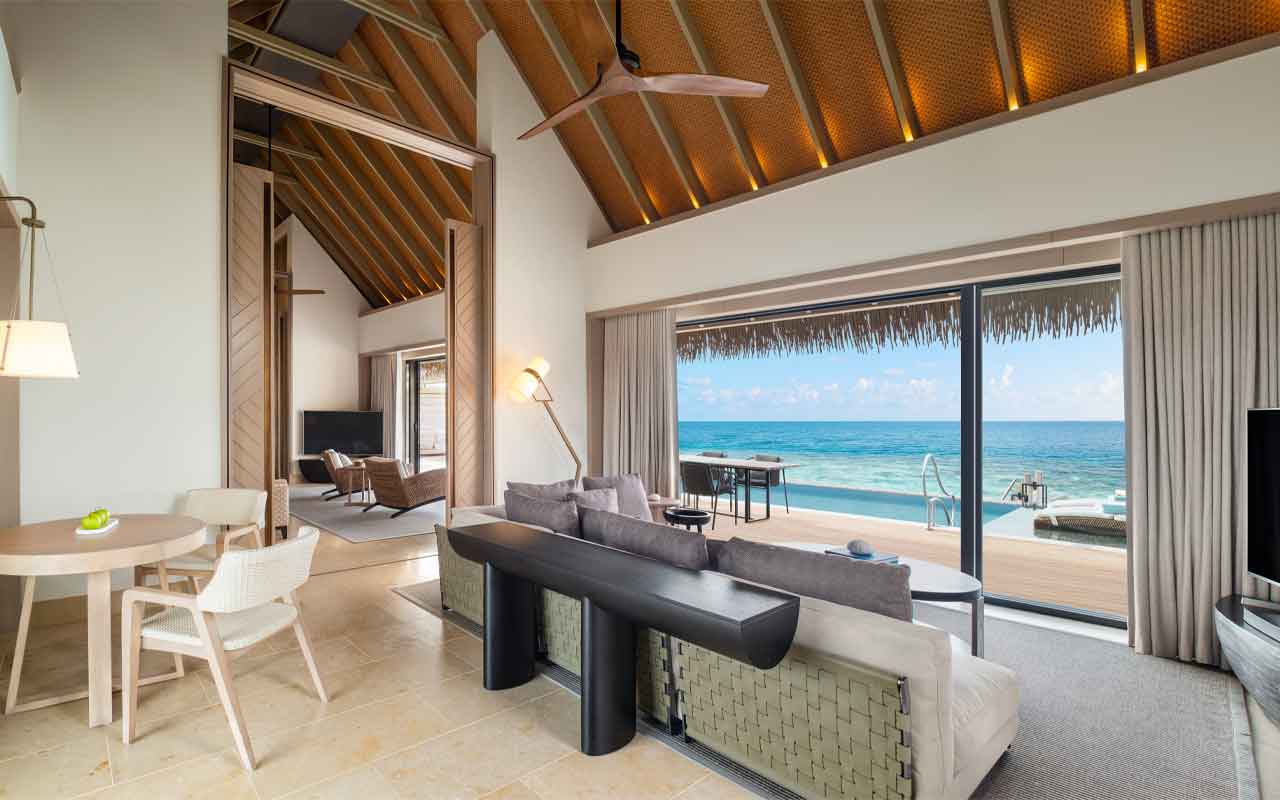 Waldorf_Astoria_Ithaafushi_Malediven_Spezialist_Zimmer_King_Grand_Overwater_Villa_with_Pool_5