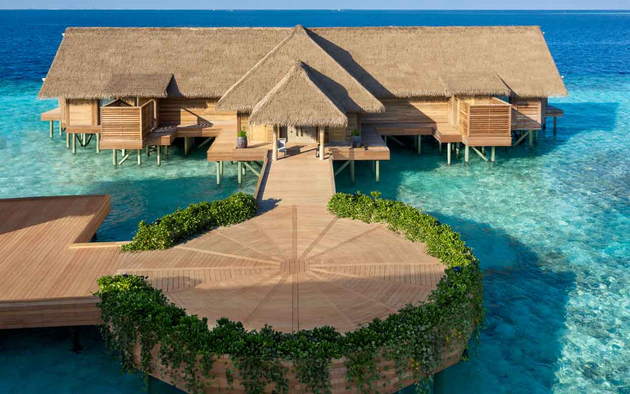 Waldorf_Astoria_Ithaafushi_Malediven_Spezialist_Zimmer_Two_Bedroom_Overwater_Villa_with_Pool_1