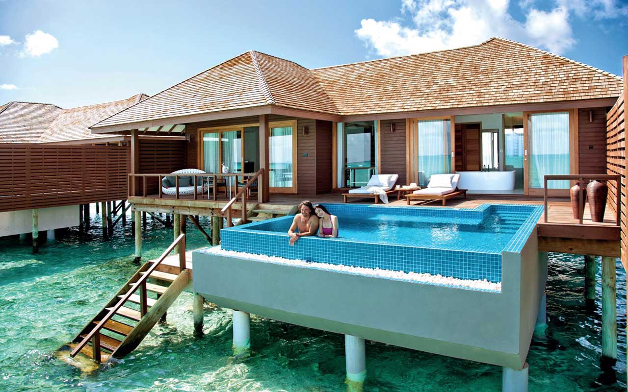 hideaway-beach-maldives-deluxe-water-villa-with-pool-3