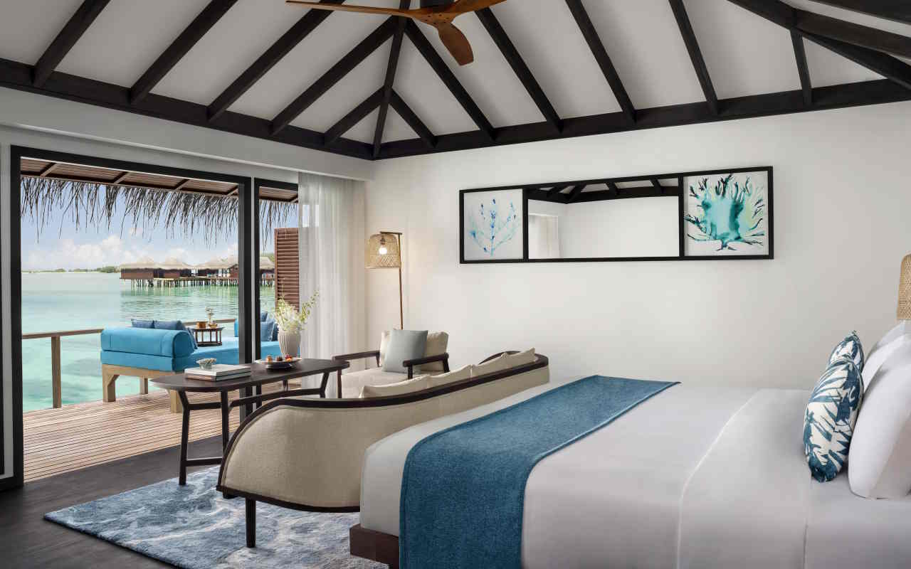 Anantara_Veli_Maldives_Resort_Over_Water_Villa_Bedroom_Views