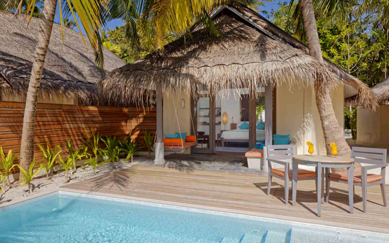 Anantara_Dhigu_Resort_Maldives_SS-SR_Beach_Pool_Villa1